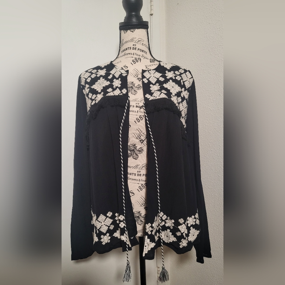 Mossimo Mexican Style Black White Embroidery Size Small Tie Blazer Jacket Shirt